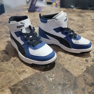 Puma Blue and White Sneakers with Retro Design